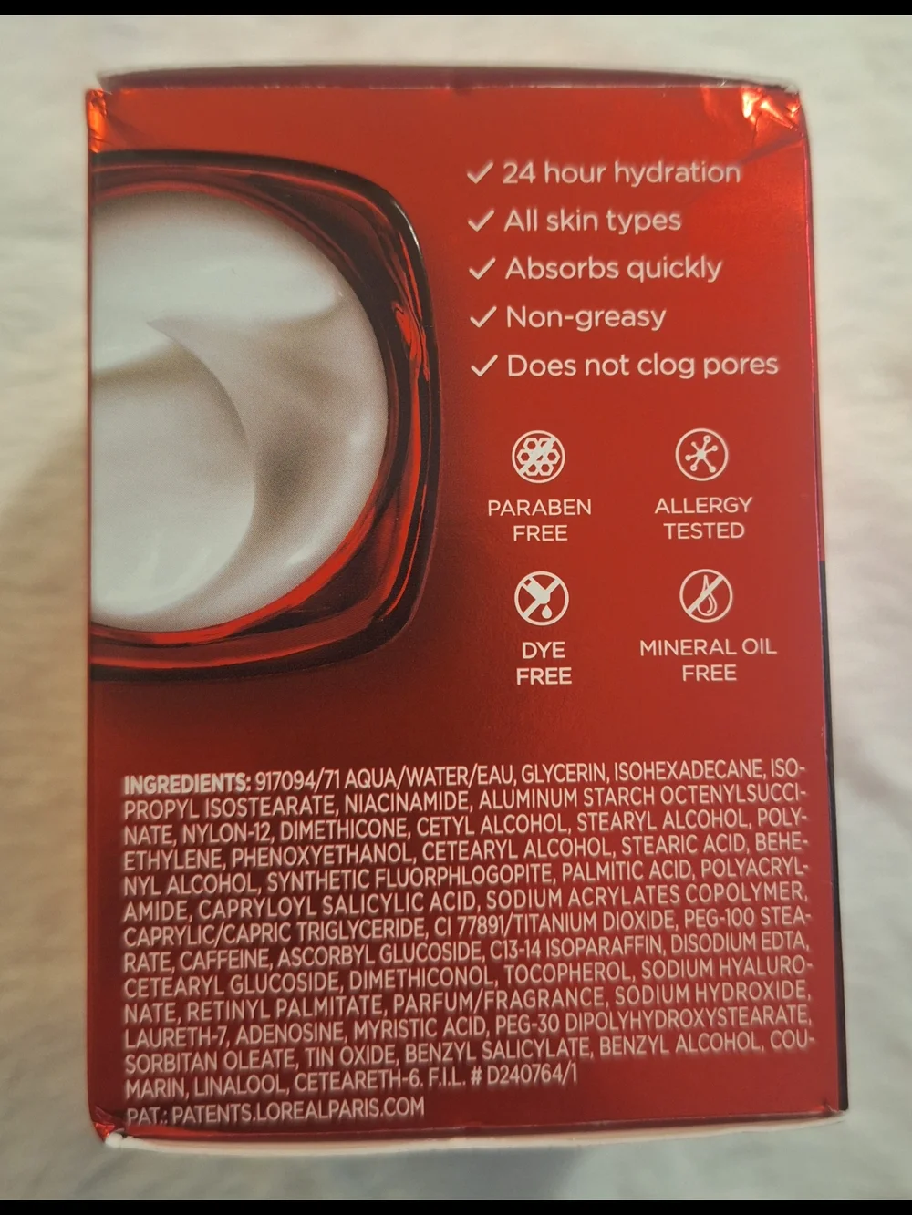 L'Oreal Revitalift Triple Power Moisturizer - Red